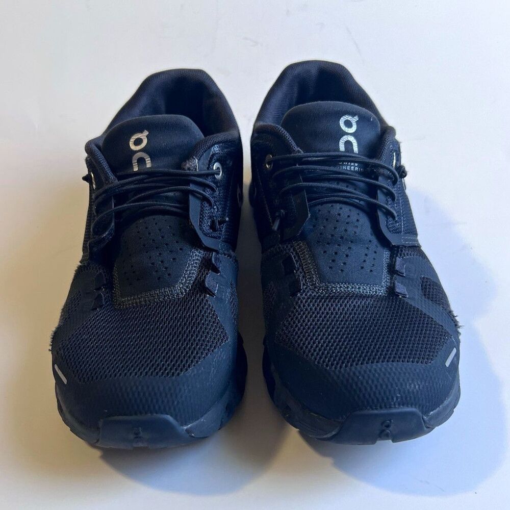 On Cloud Women's Black Mesh Lace-Up Low Top Athletic Sneaker Rubber Sole(tears)